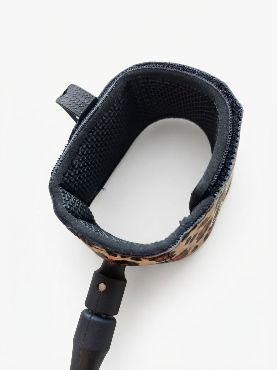 Premium Leash Aero Cat NEOSTAR — cuff noir